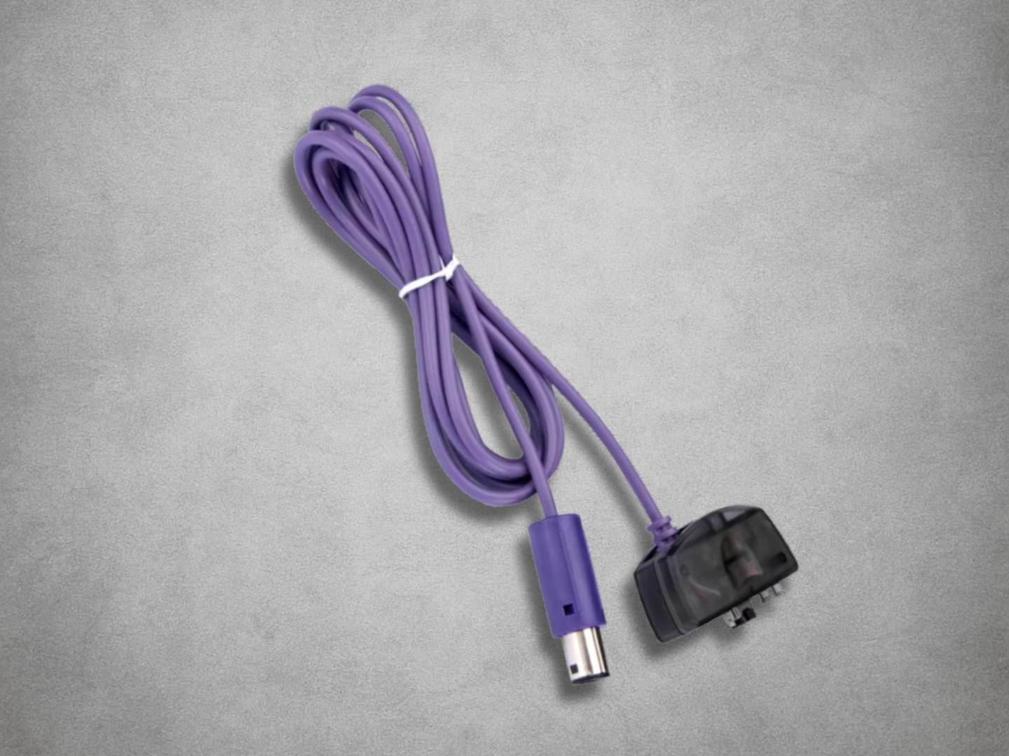Gamecube to GBA / GBASP Cable Purple on grey bakground