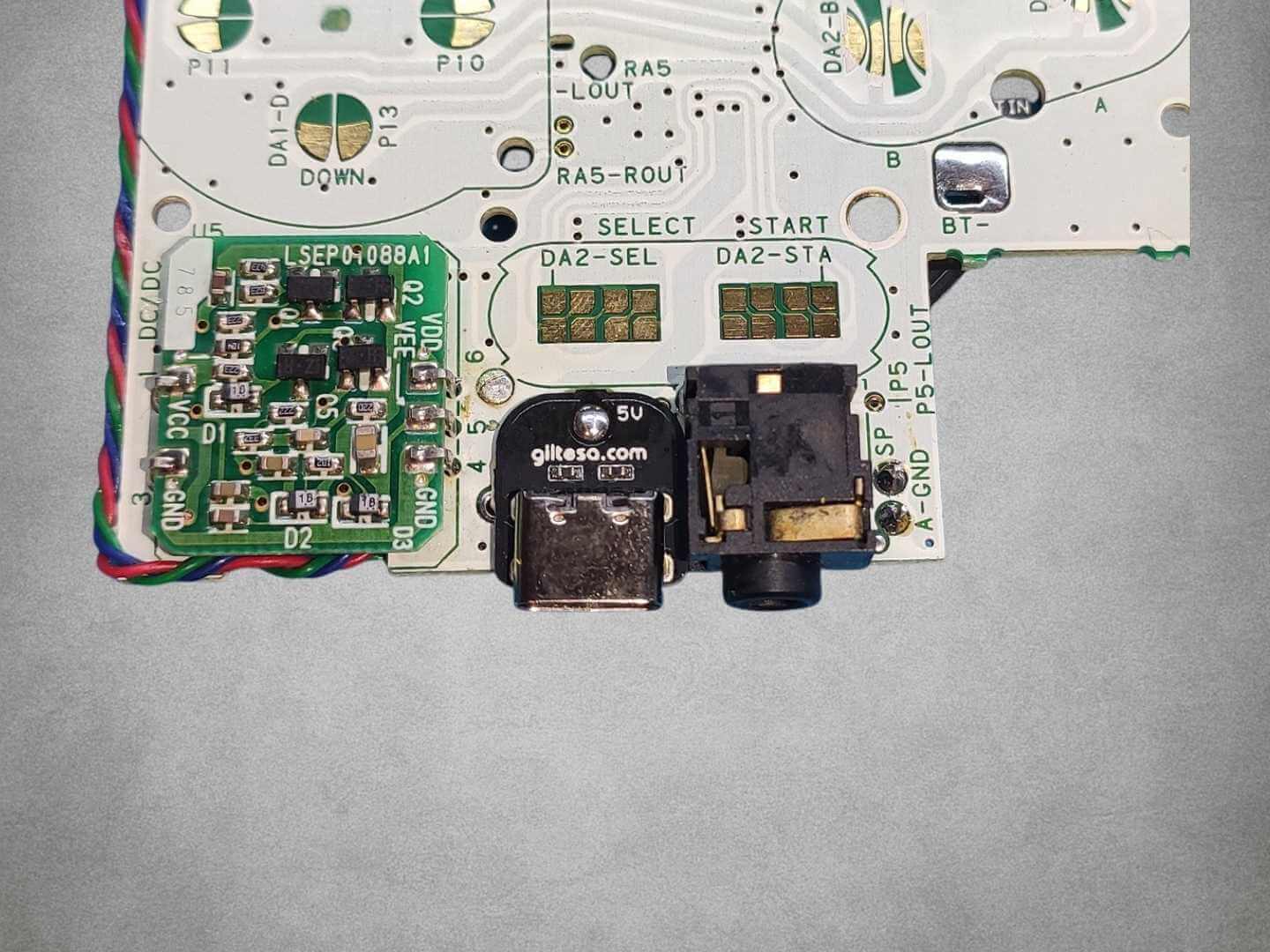 USB-C Charging Mod v2 by Giltesa - Game Boy Pocket